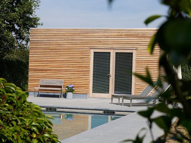 Poolhouse zwembad